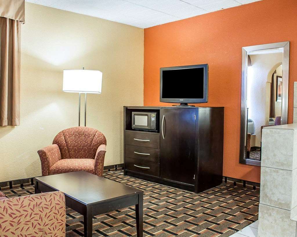 Baymont By Wyndham Scranton Dunmore Rom bilde